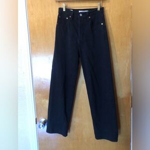 Levi’s Ribcage size 25. Black Sprout